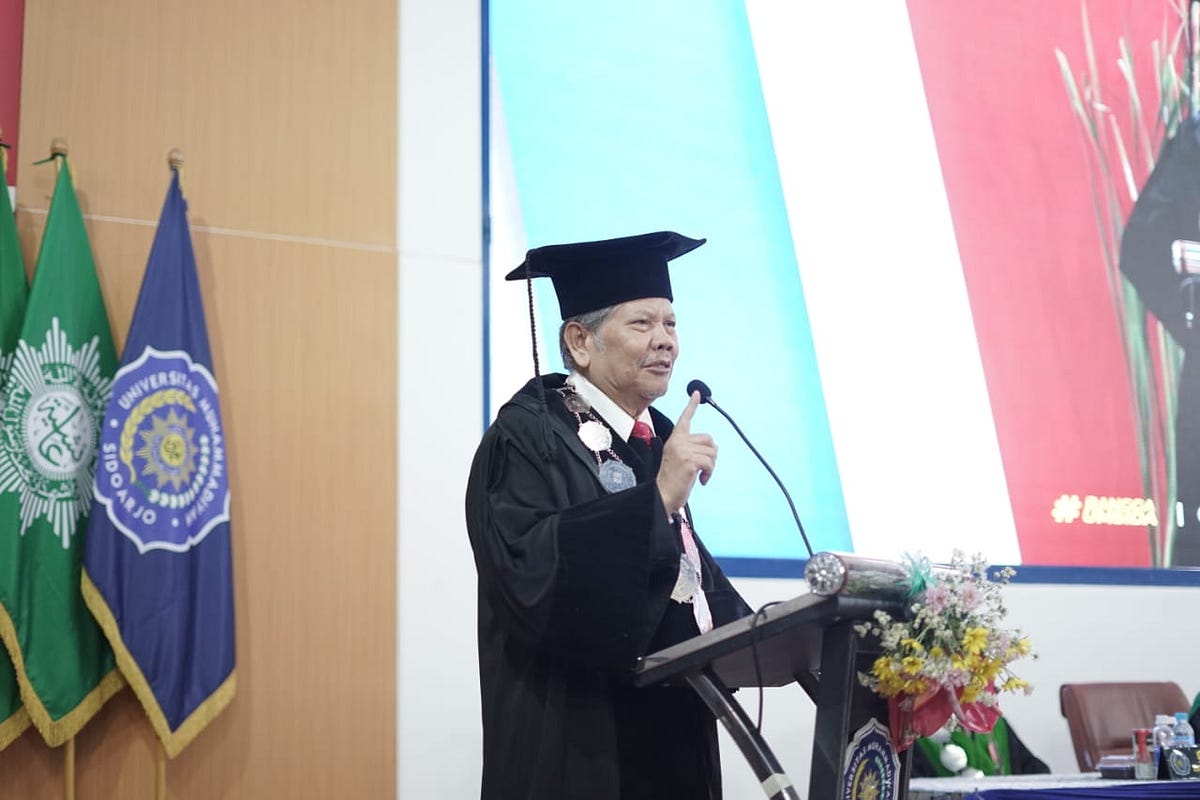 Bidang Ekonomi Alami Perubahan Drastis Wisudawan Umsida Diharapkan 