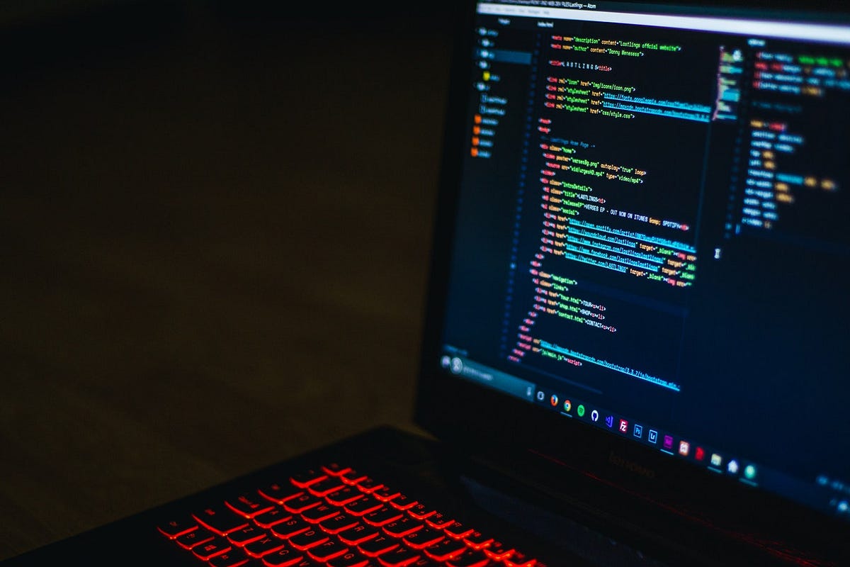 Understanding the Model-View-Controller Architecture | by Alvaro De La ...