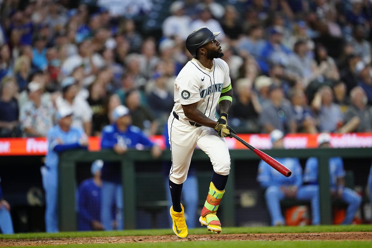 Cal Raleigh Shines as Mariners Face Red-Hot Pirates on Independence Day