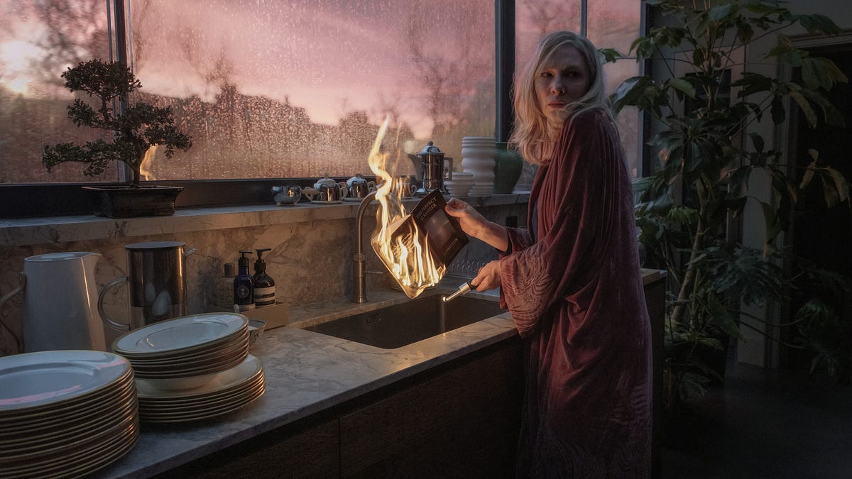 TIFF 2024 Limited Series Review: AppleTV+s Disclaimer is Beautifully  Filmed Trauma Porn | by Jeanine T. Abraham | Medium