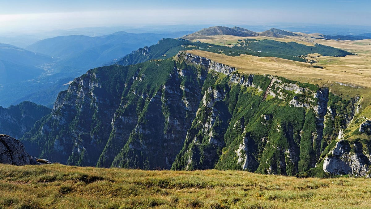 what-is-plateau-in-geography-a-pleateu-is-a-large-flat-area-of-by