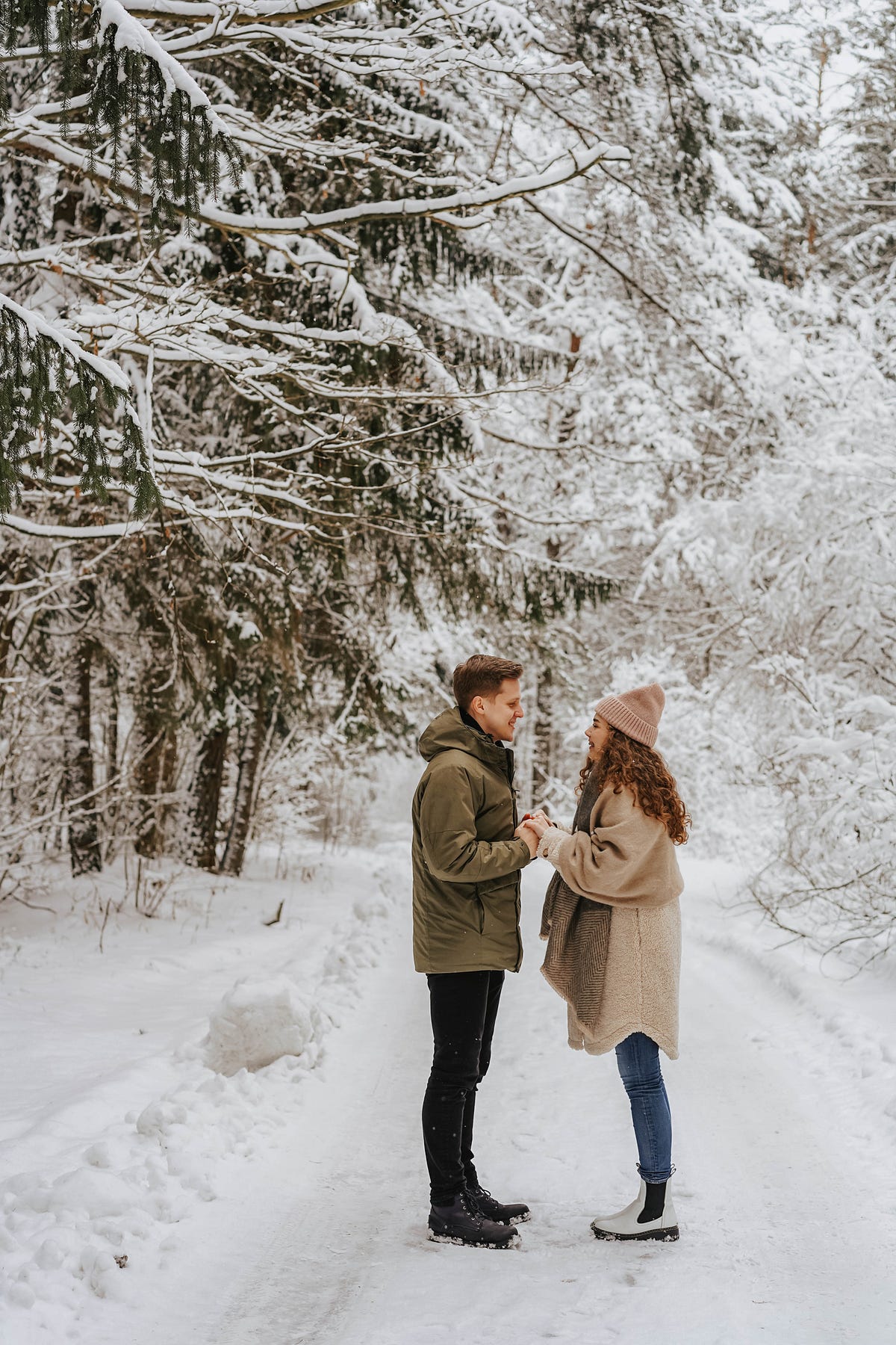 Falling Snow Zara Austin Medium