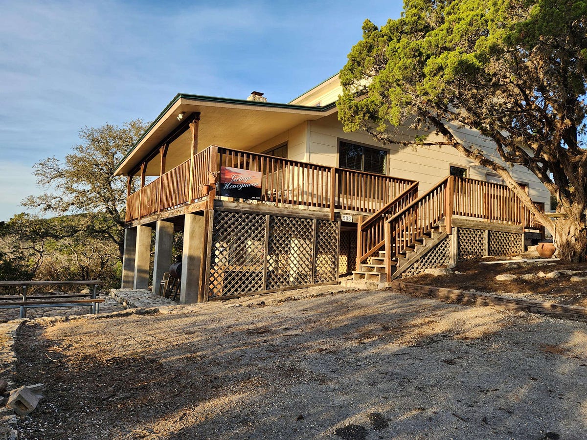 Luxury Homes Concan Texas Frio River Casa Rio Rentals Medium