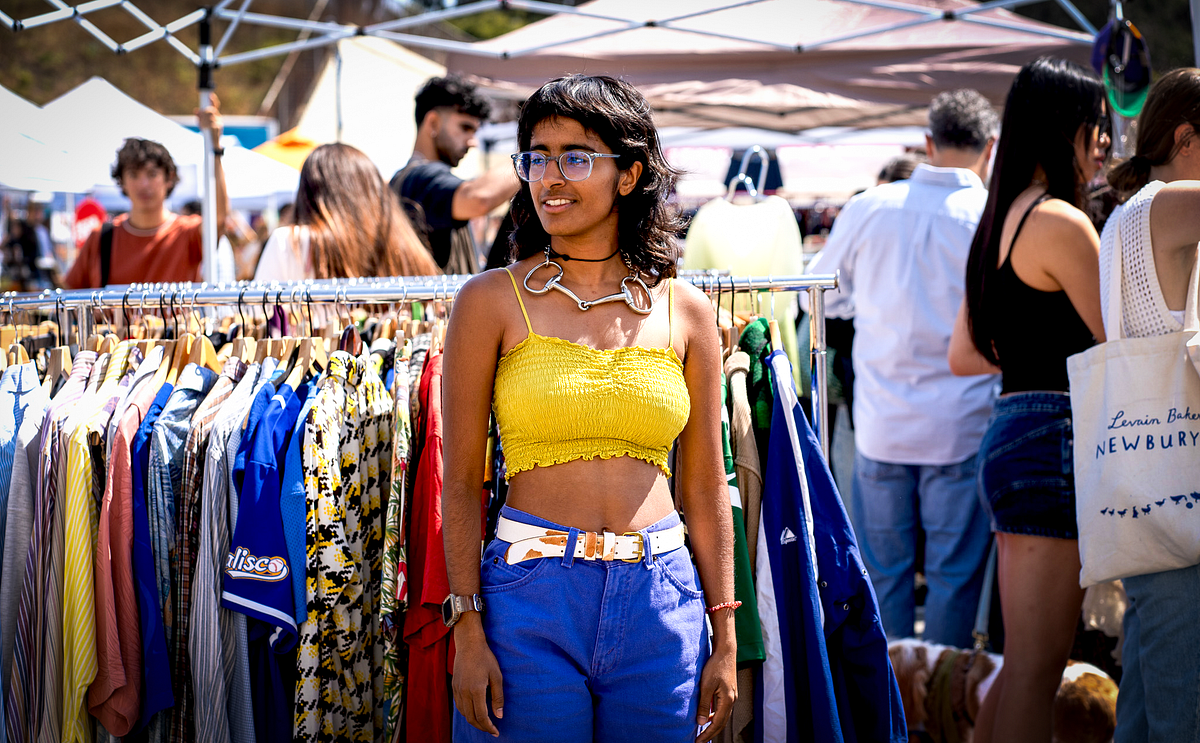 Image of: Vintage finds and tasty bites steal the show at West Coast Craft