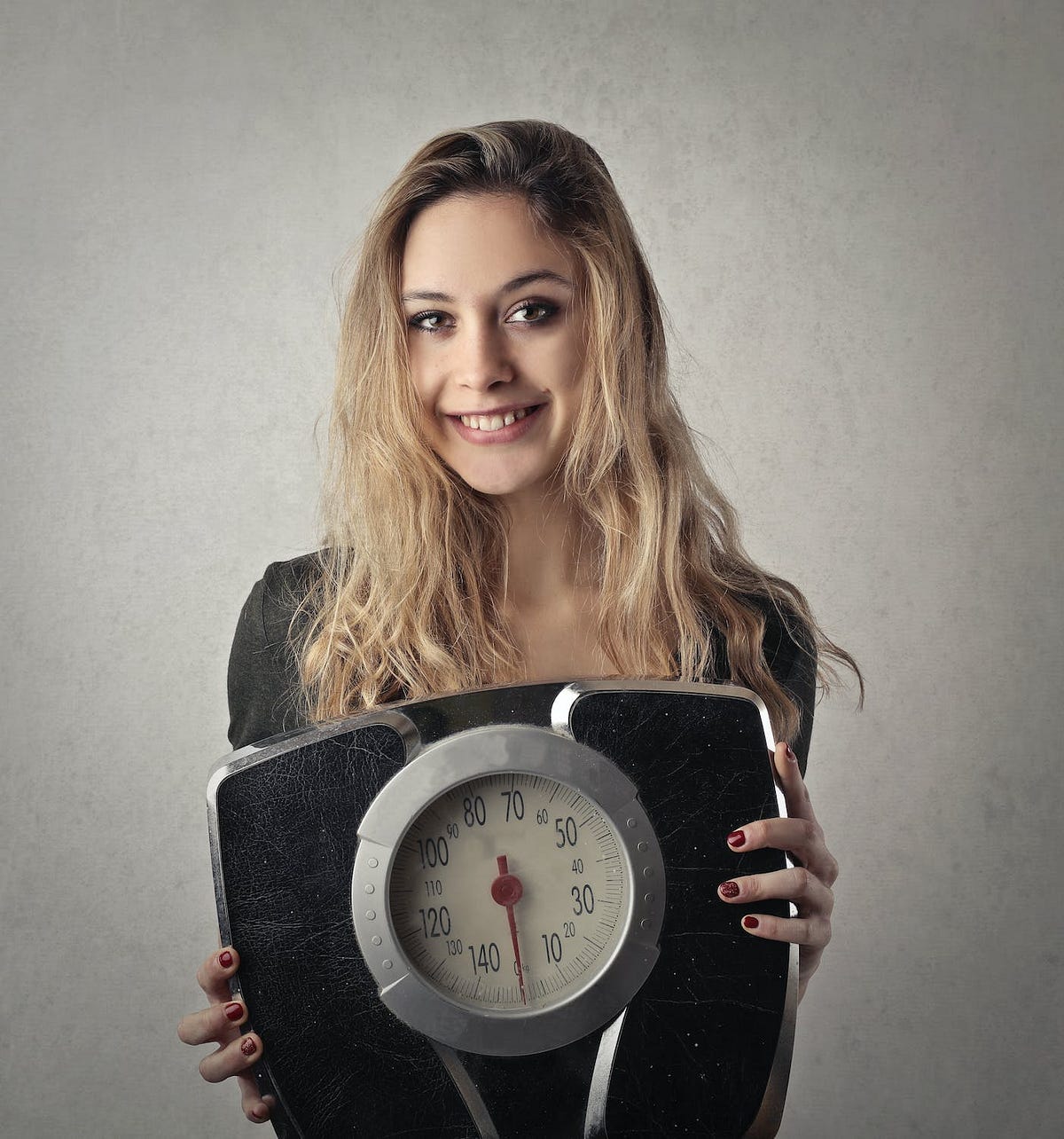 How Can A Woman Modify Her Diet Plan Over Time To Ensure Sustainable