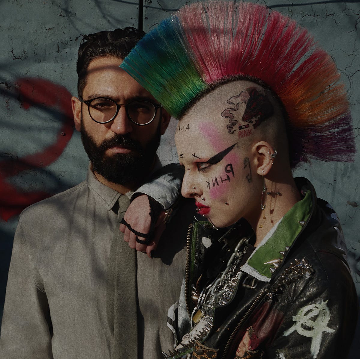 Mu Tunç ile Punk Dünyası ve “ARADA”: Alt Kültürlerin Sesi | by Yapı Kredi  bomontiada | Medium
