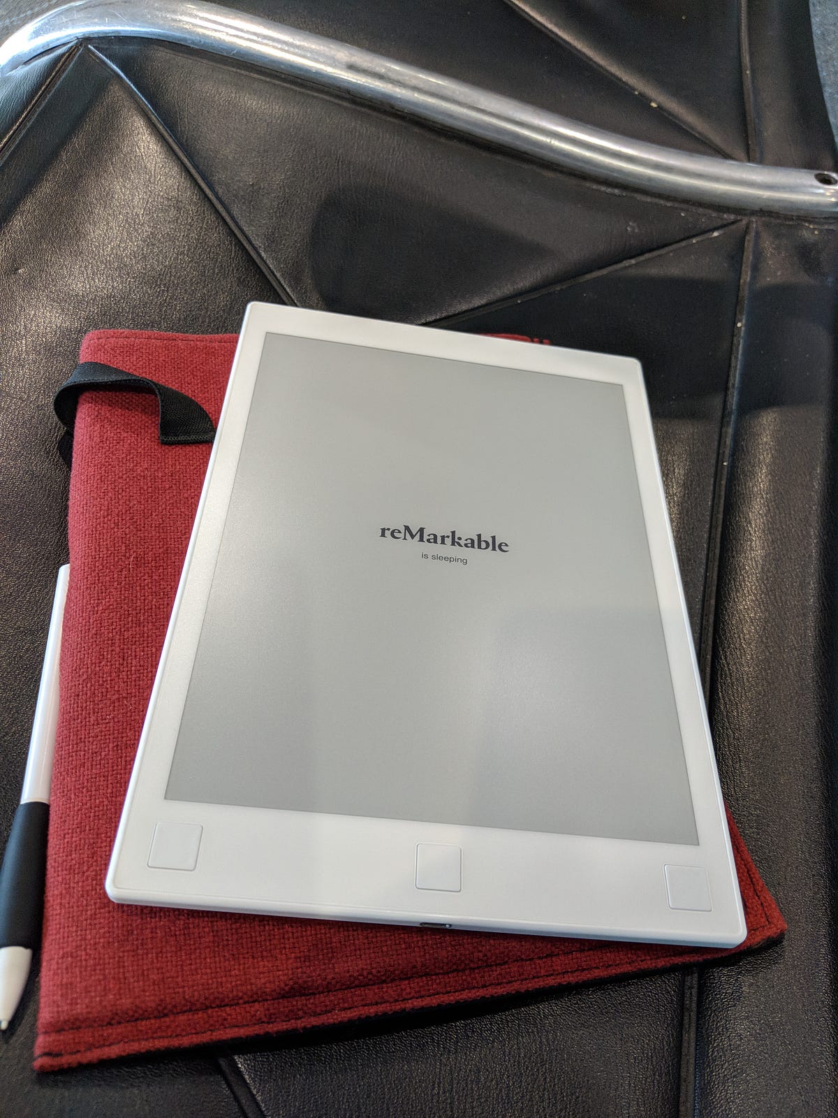 reMarkable Paper tablet　リマーカブル Amazon.co.jp: reMarkable(リマーカブル) - ペーパータブレット