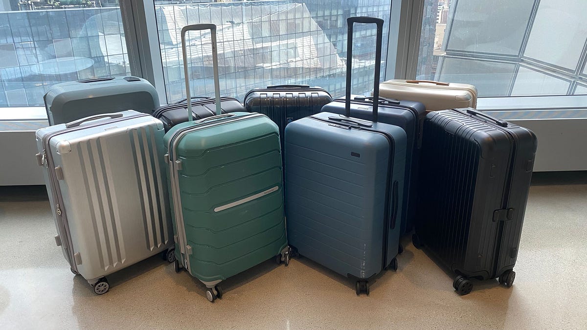 How to Choose the Right Luggage Set for Your Needs by Hm Dec, 2023
