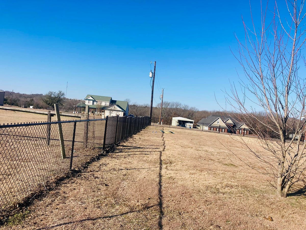 Wrought iron and black vinyl chainlink Install Dallas Tx - DFW Fence ...