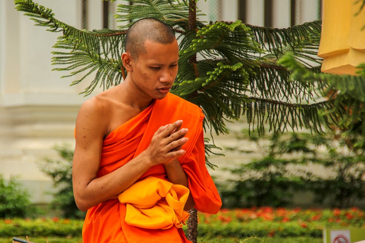 A Buddhist Monk’s Evening Routine to Relax and Recharge Your Mind by