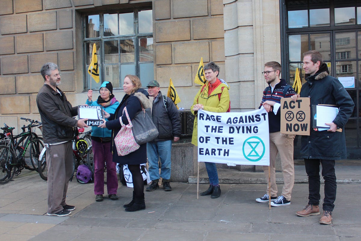 Cambridge City Council Receive Petition to Declare a Climate Emergency ...