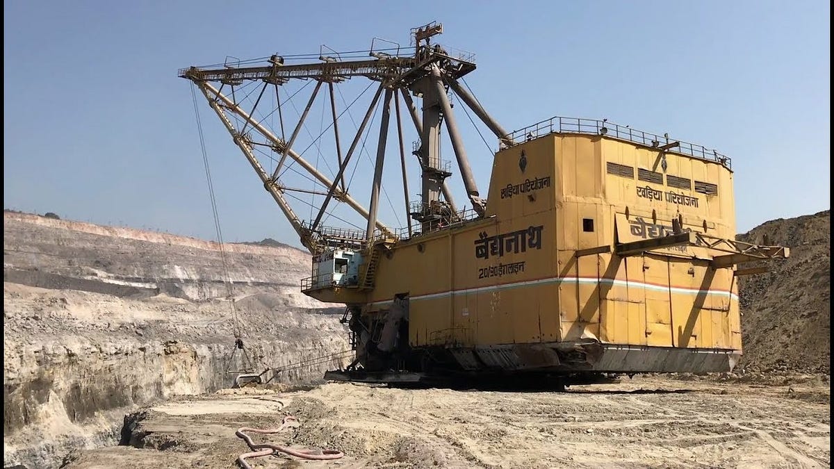 Types, usage, and concepts of the dragline excavator by WHO BUYS USED