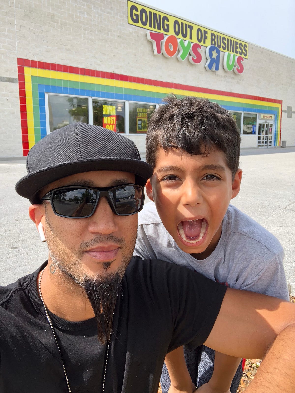 Going Out of Business. Business lesson learned by Sonny Dee Medium