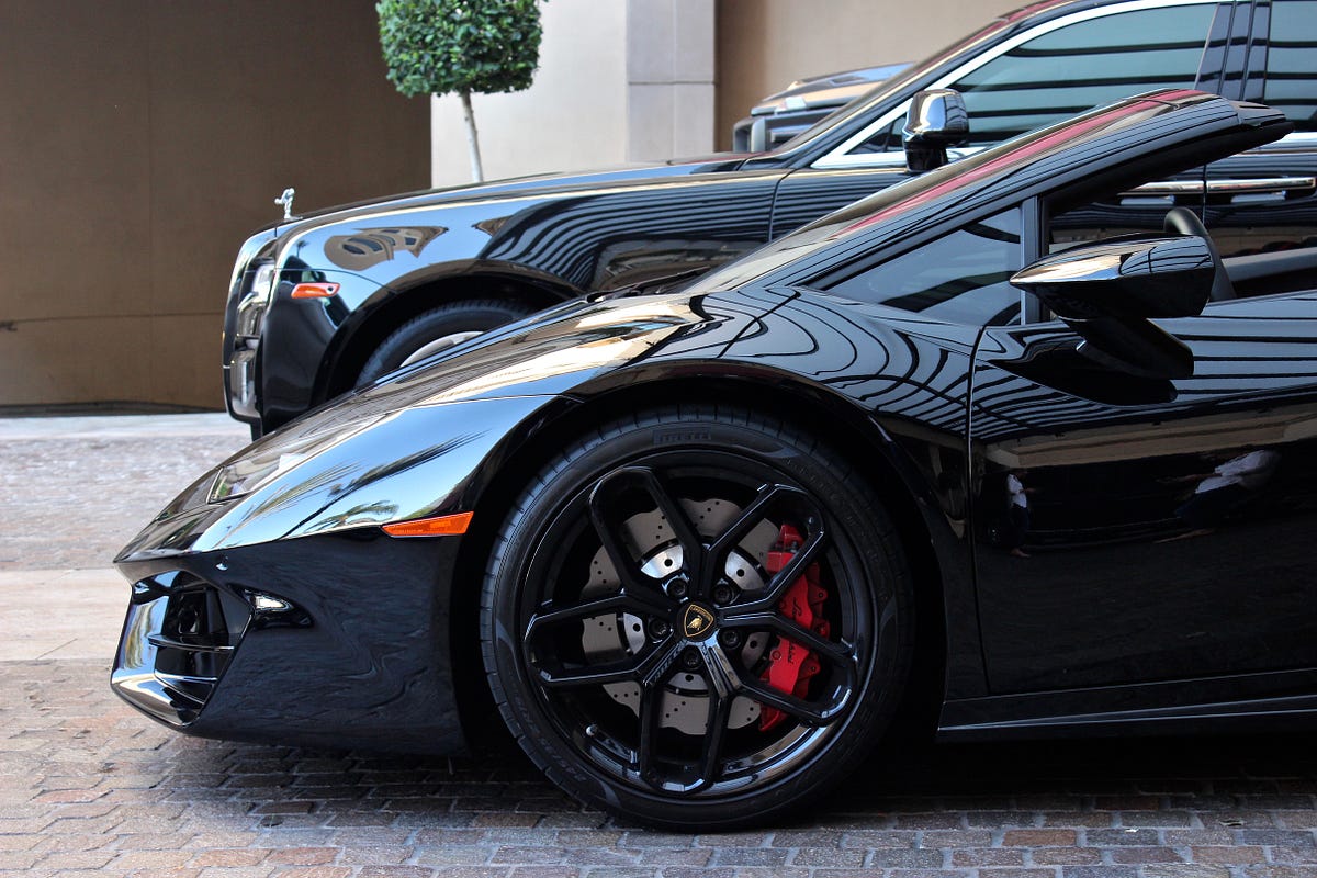 Photoshoot in Beverly Hills with our Rolls Royce Dawn/Ghost and