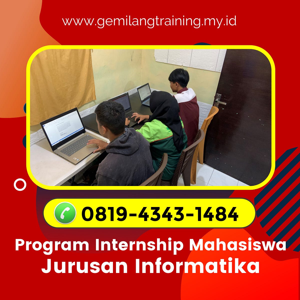 Prakerin Multimedia Spesialis Bisnis Online: Membangun Jembatan Menuju Karier Digital