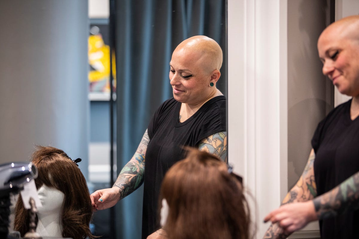 Image of: SF Legend Emily Howard May Be the Only Stylist-Therapist in the Country