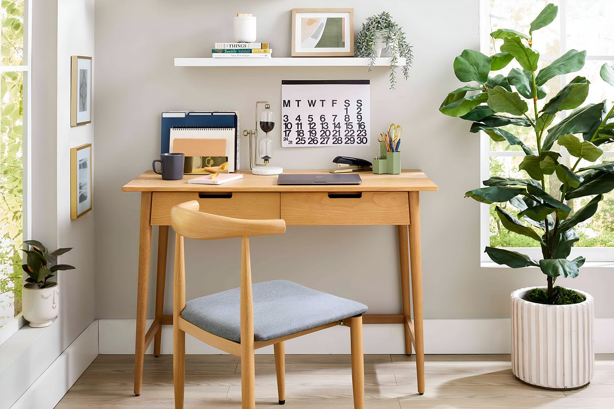 WAYS TO DESIGN YOUR DESK 7 BEST DESK DECORATION IDEAS by