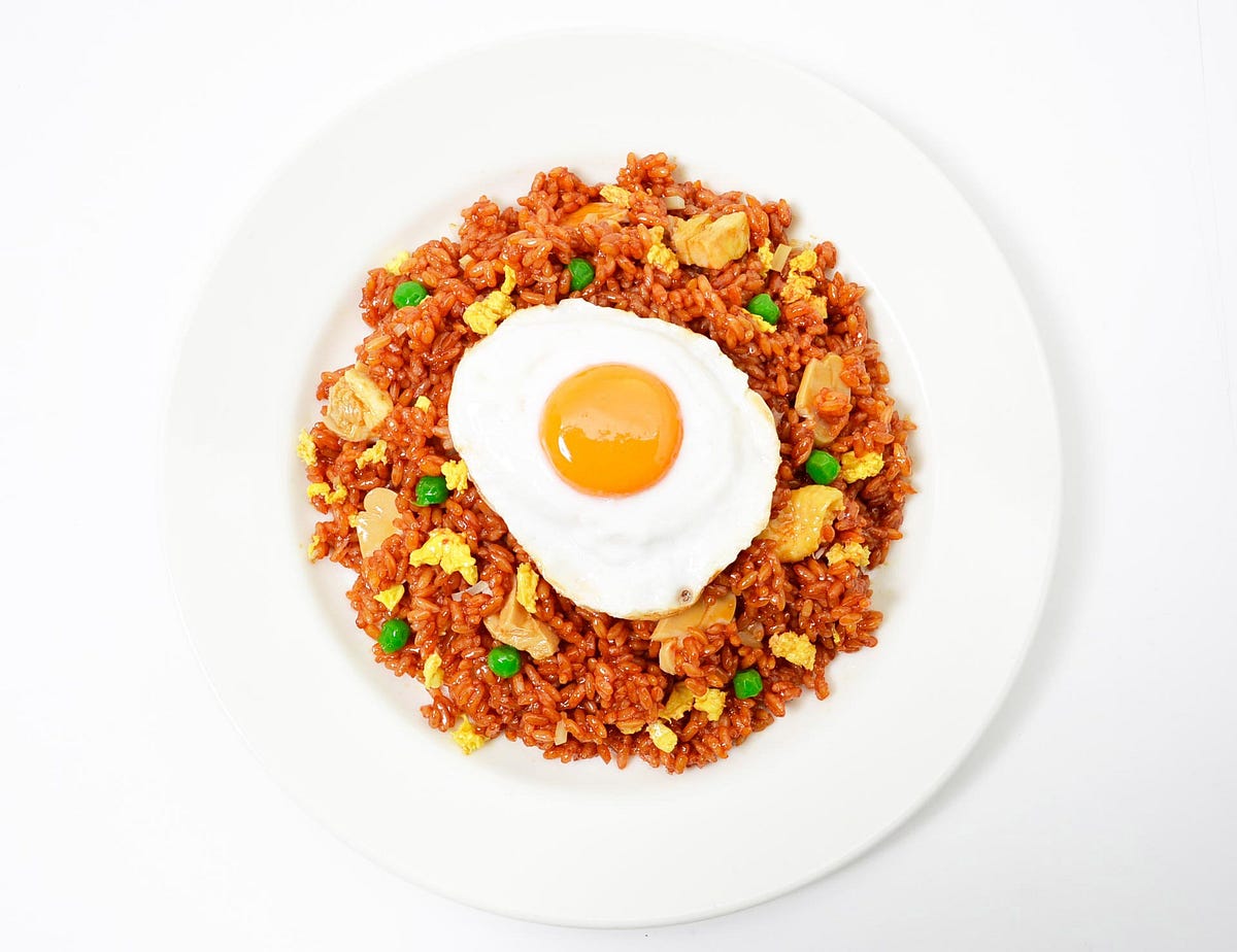 What to Eat Your First Time in Bali | by L.R. Hammer | Medium