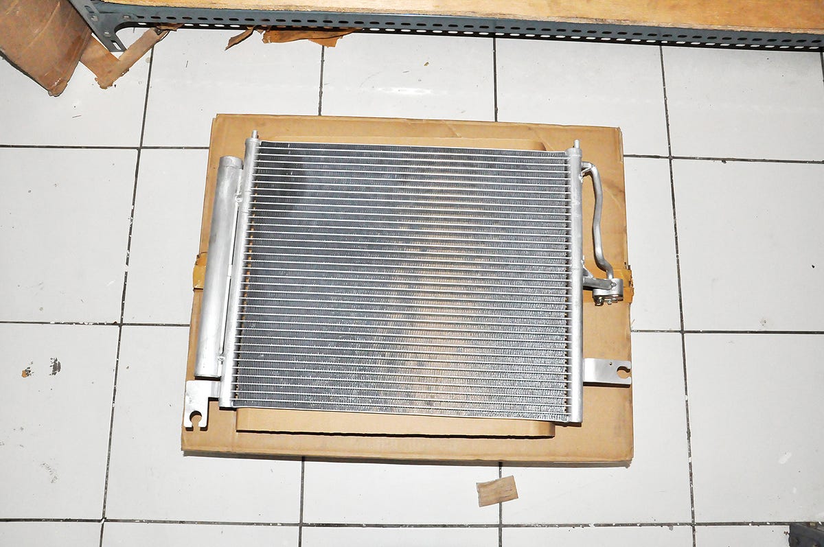 Condenser/Kondensor AC Mobil Verna Manual — Harga Murah Resmi Merek/Dus Formula by Central AC