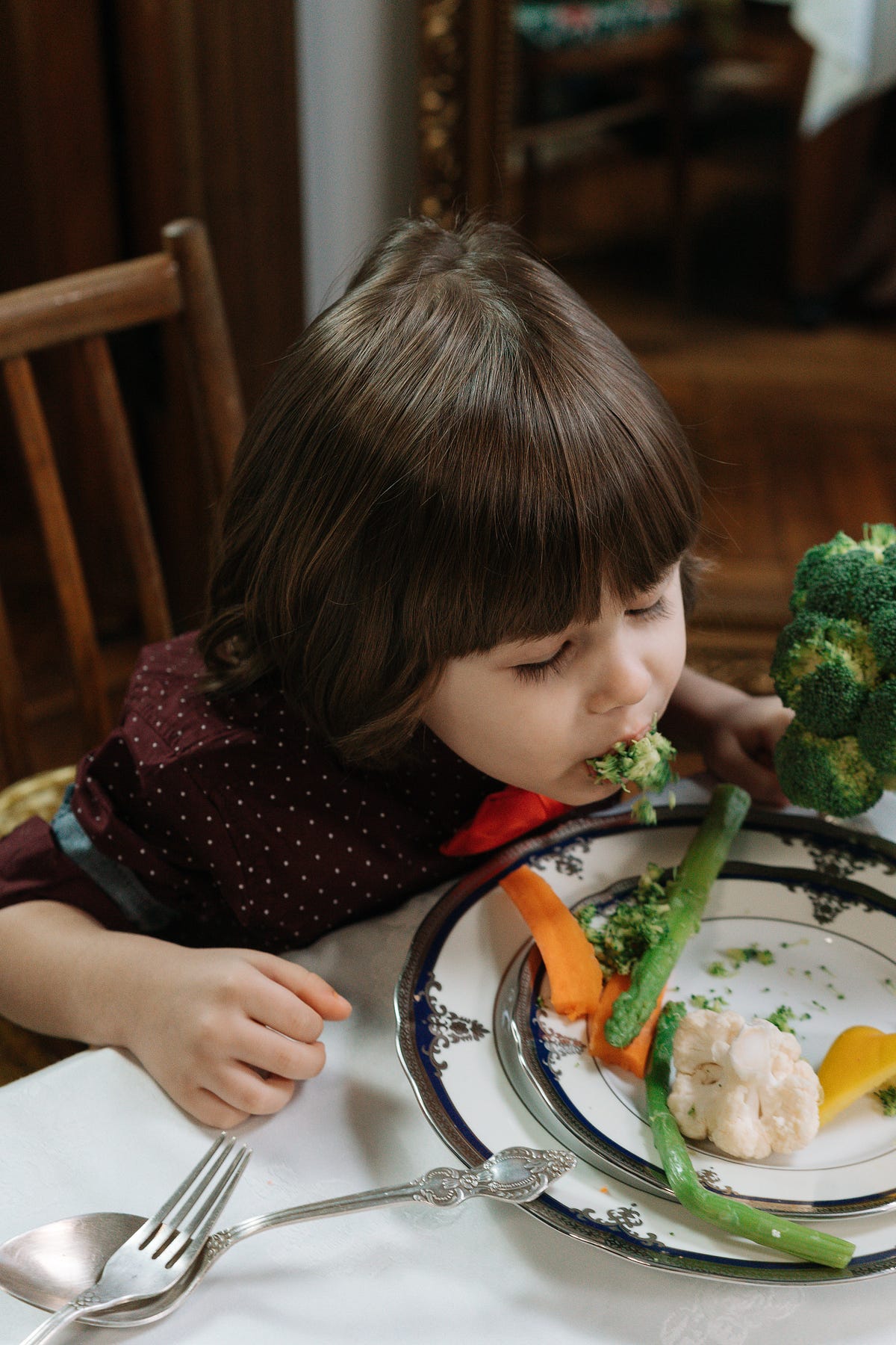 how-to-make-your-child-eat-healthy-by-losing-the-weight-medium