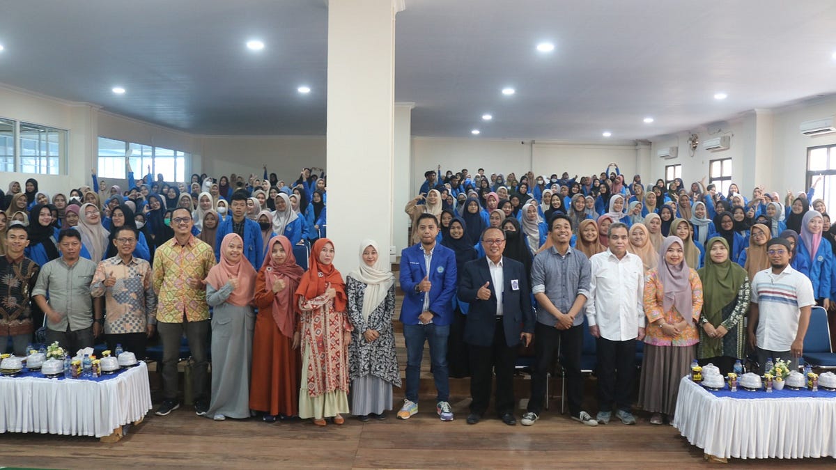 Mengoptimalkan Pengalaman Mahasiswa di Universitas: Dari Akademik hingga Ekstrakurikuler