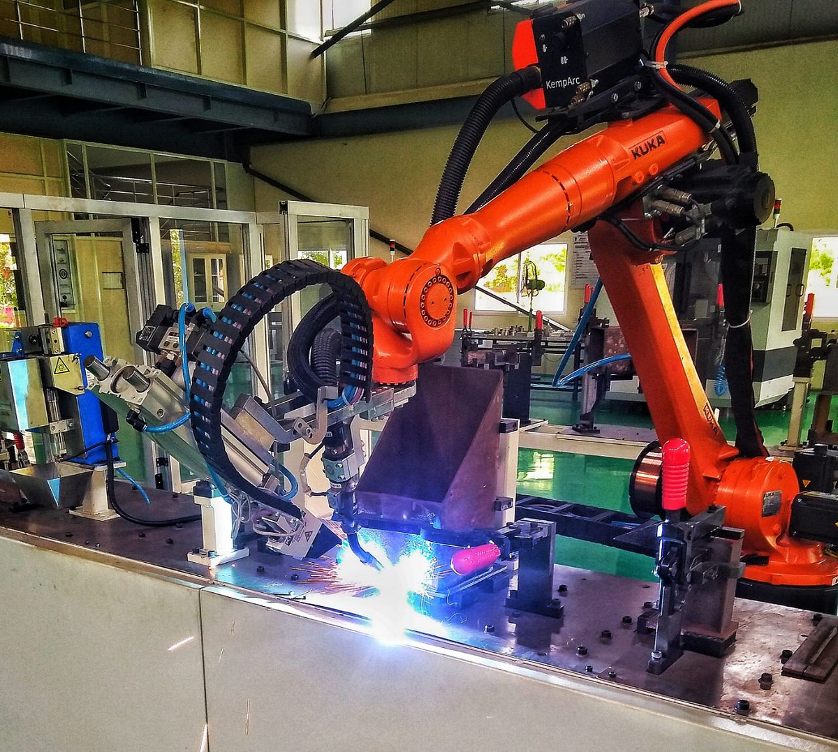 Automate MIG Welding operation in a Robotic cell. | by Sarvesh Talele |  Medium