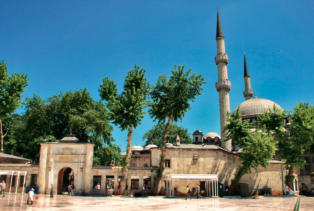 I know Istanbul’s most famous Muslim heritage is the Blue Mosque, but