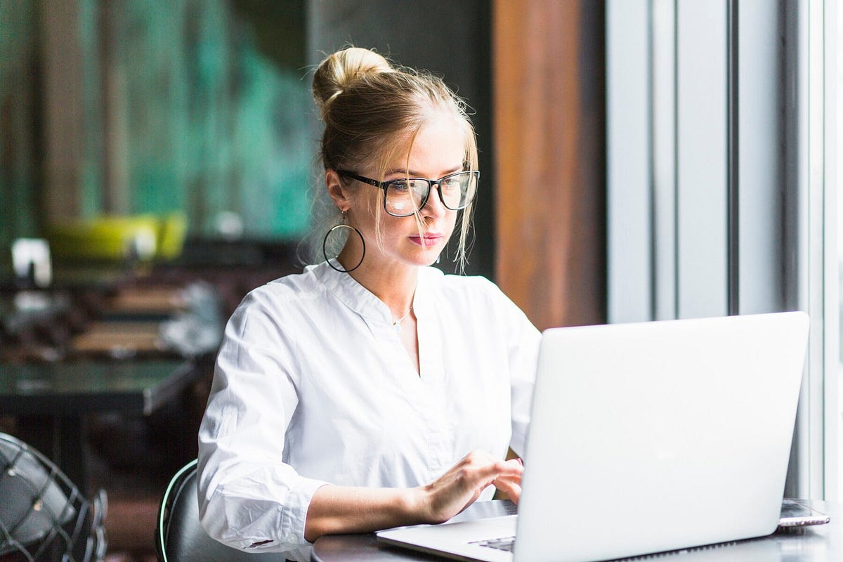 Is Blogging Still Worth It? Is Blogging Dead? by Aleax Writing101