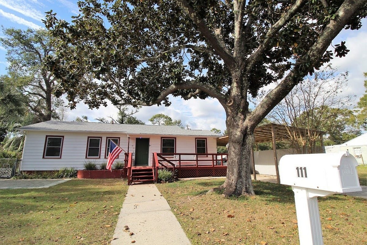 Houses for rent by owner. Plan Your Dream Vacation to Pensacola… by