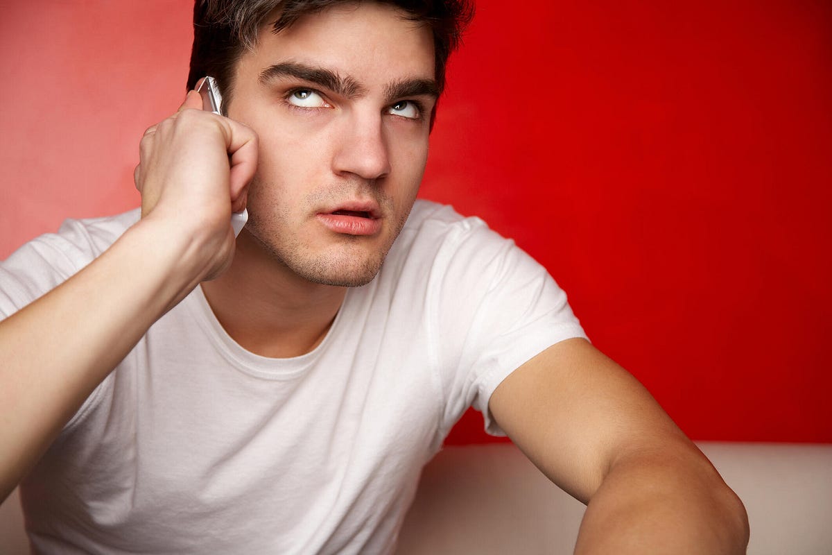 Unmasking Narcissist Texting Tactics That’ll Make Your Eyes Roll by