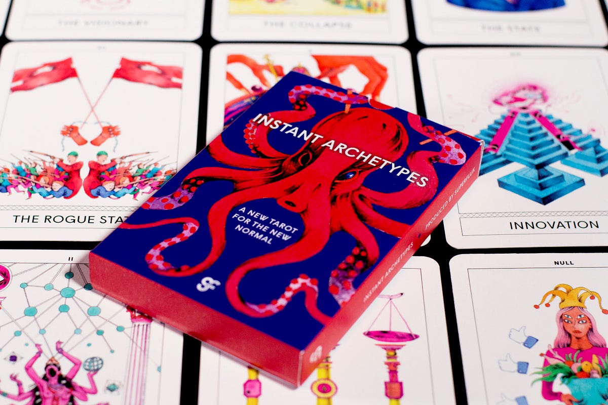 【超希少・正規品】The New American Tarot Deck Amazon.com: Eighty Eight Miracles 78 Pieces Black and Gold Foil