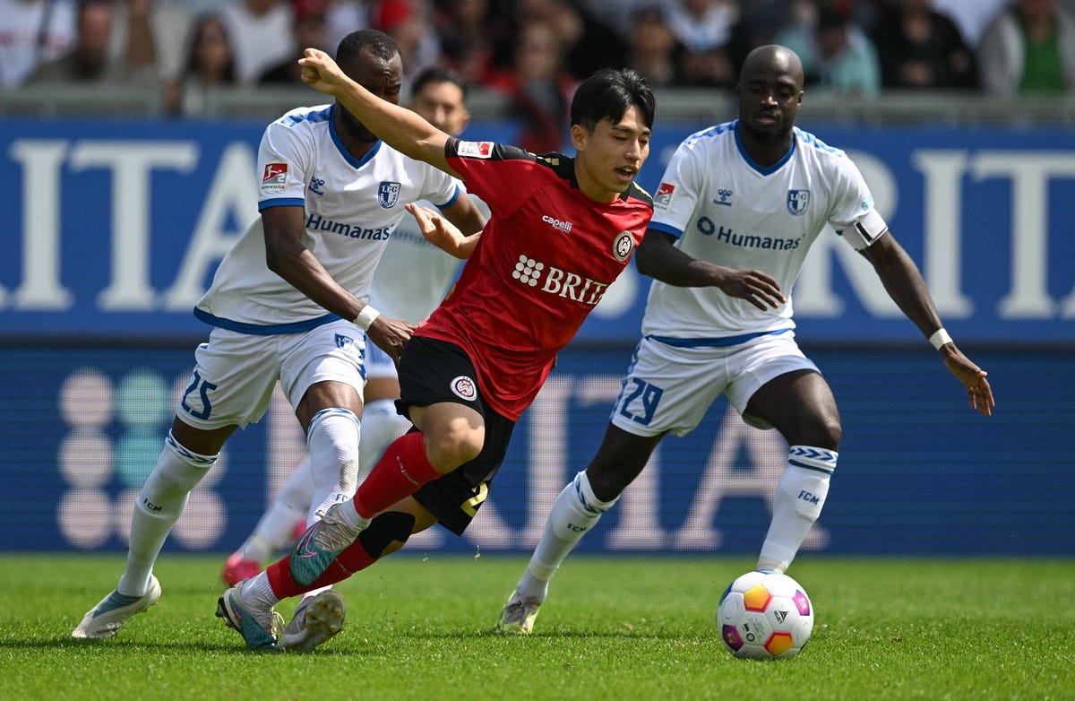 Lee Hyunju; the next South Korean star in the making? by Justin J