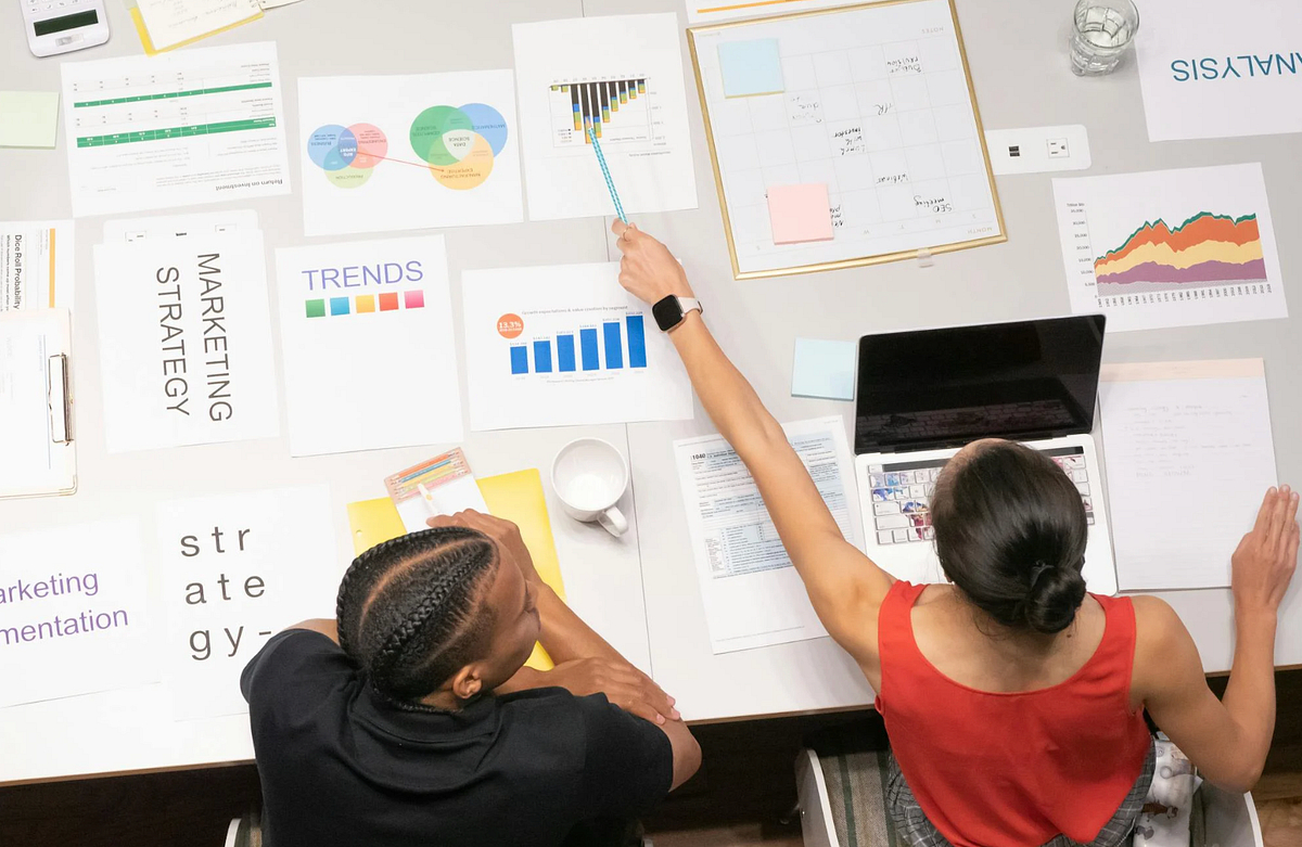 Pitching (AI) Innovation in Your Company | by Anna Via | Jul, 2024
