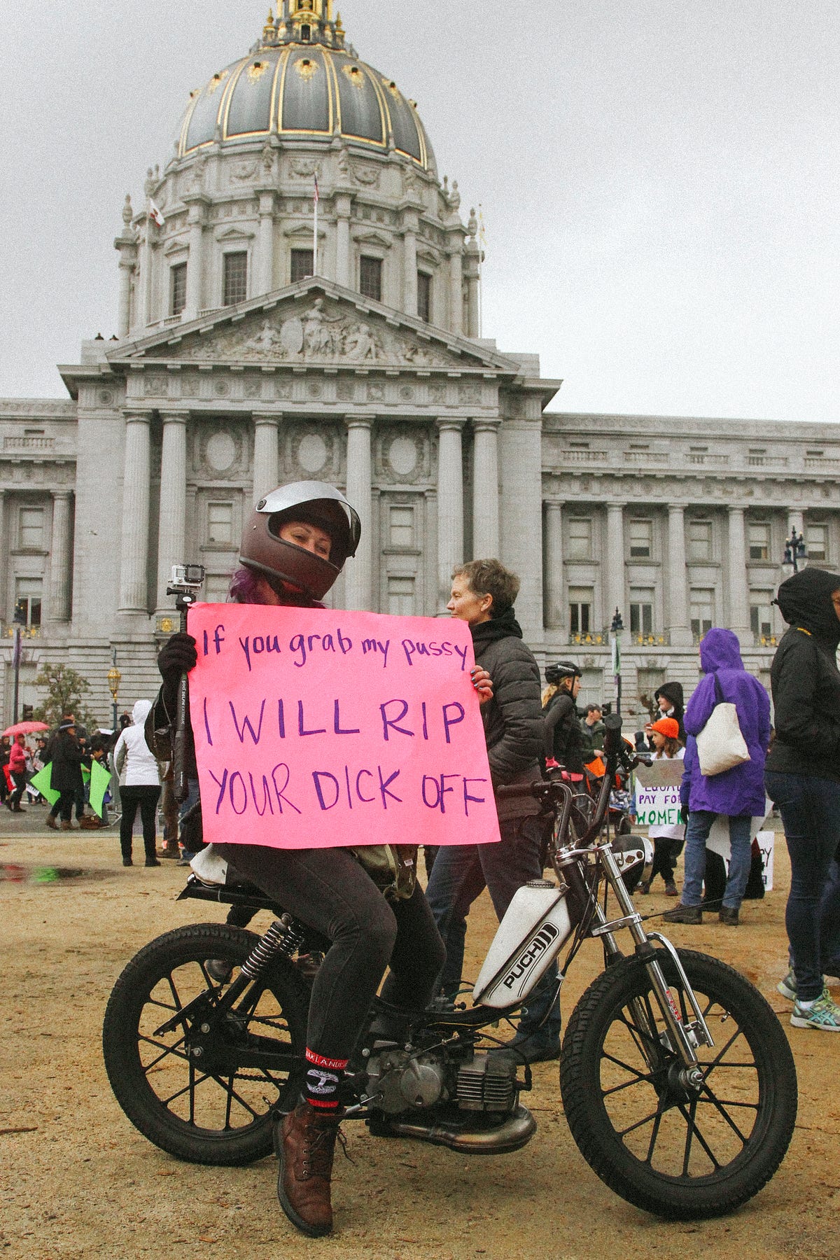 Designs of Dissent: Our Favorite Signs from the San Francisco Women’s March (Photos)