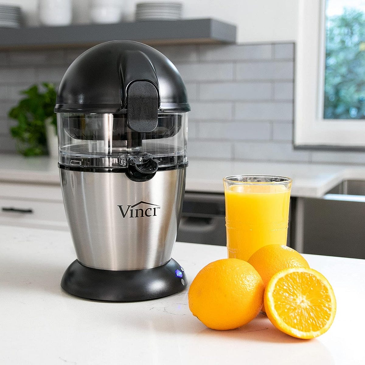 Simplify Your Juicing Experience; Discover the Vinci Hands Free
