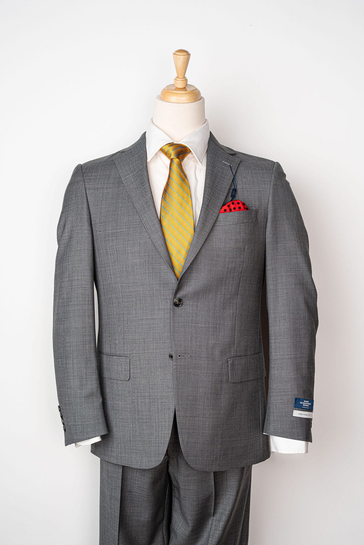 Men’s Custom Made Suits are Designed to Fit Perfectly On Your Body