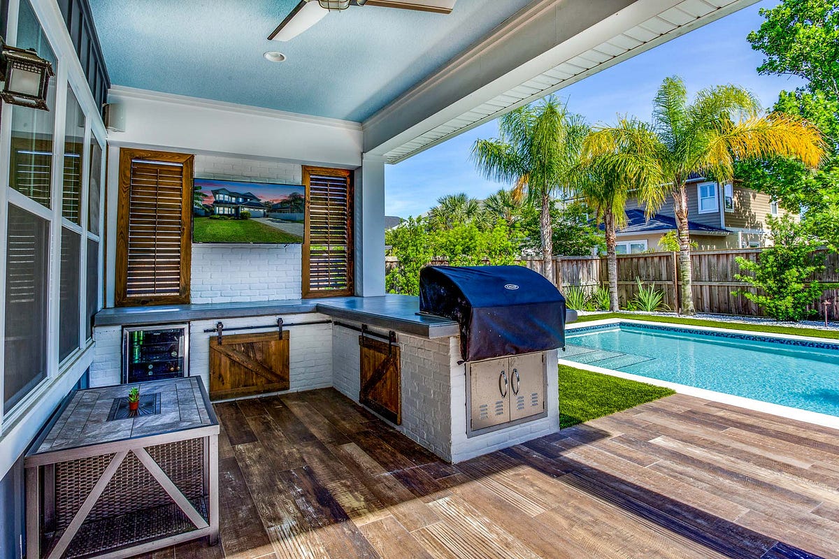 An Outdoor Kitchen Contractor Near Me Can Transform Your Outdoor Space