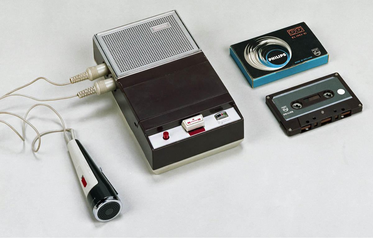  Maxell Dictation and Audio Cassette : Electronics