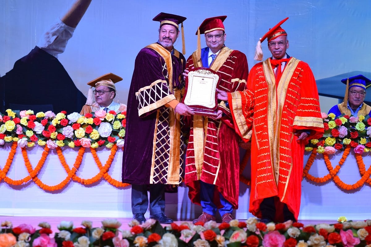 Best MBA College in Assam - Arunachal University - Medium
