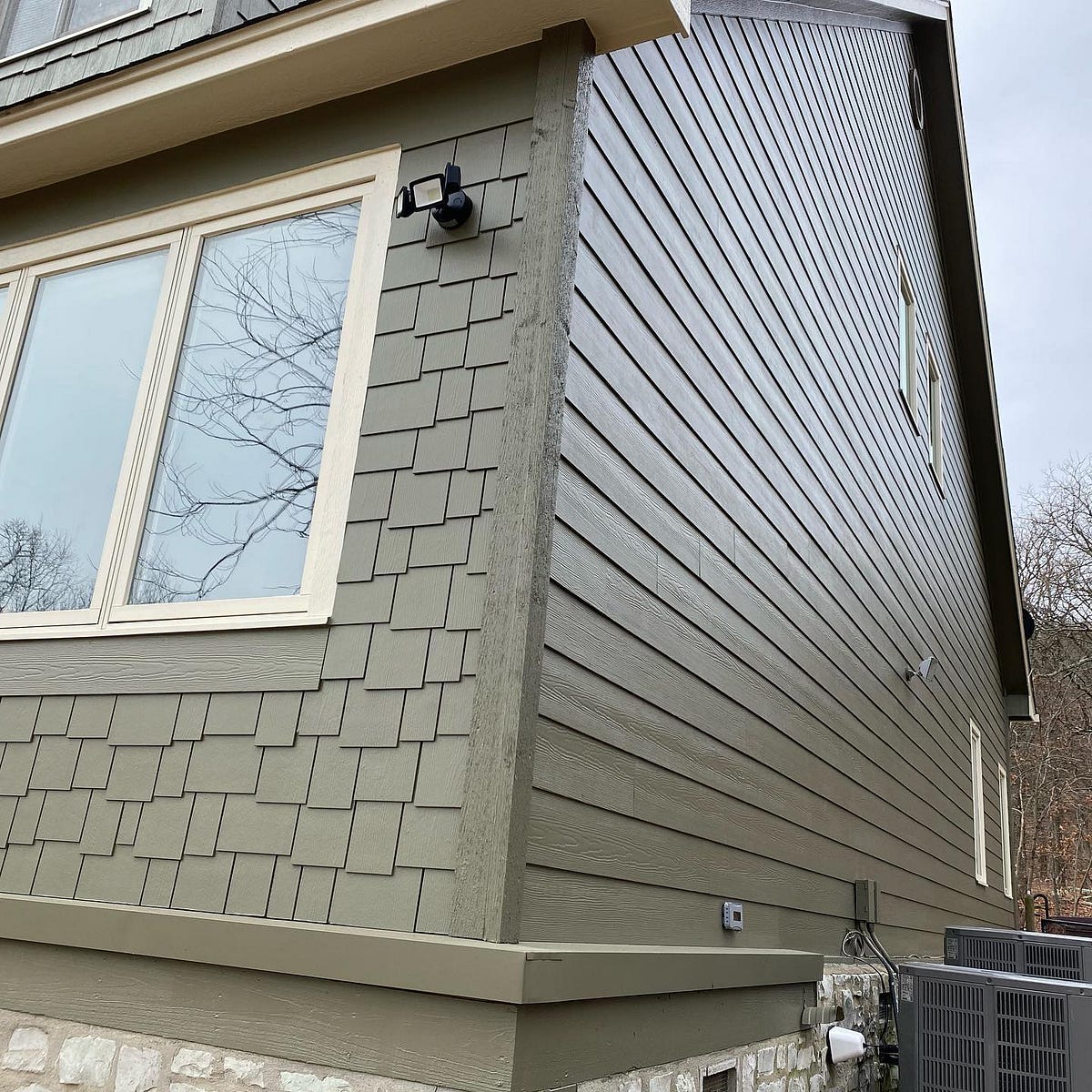 Why Homeowners Choose Hardie Board Siding Over Vinyl A. Fricker