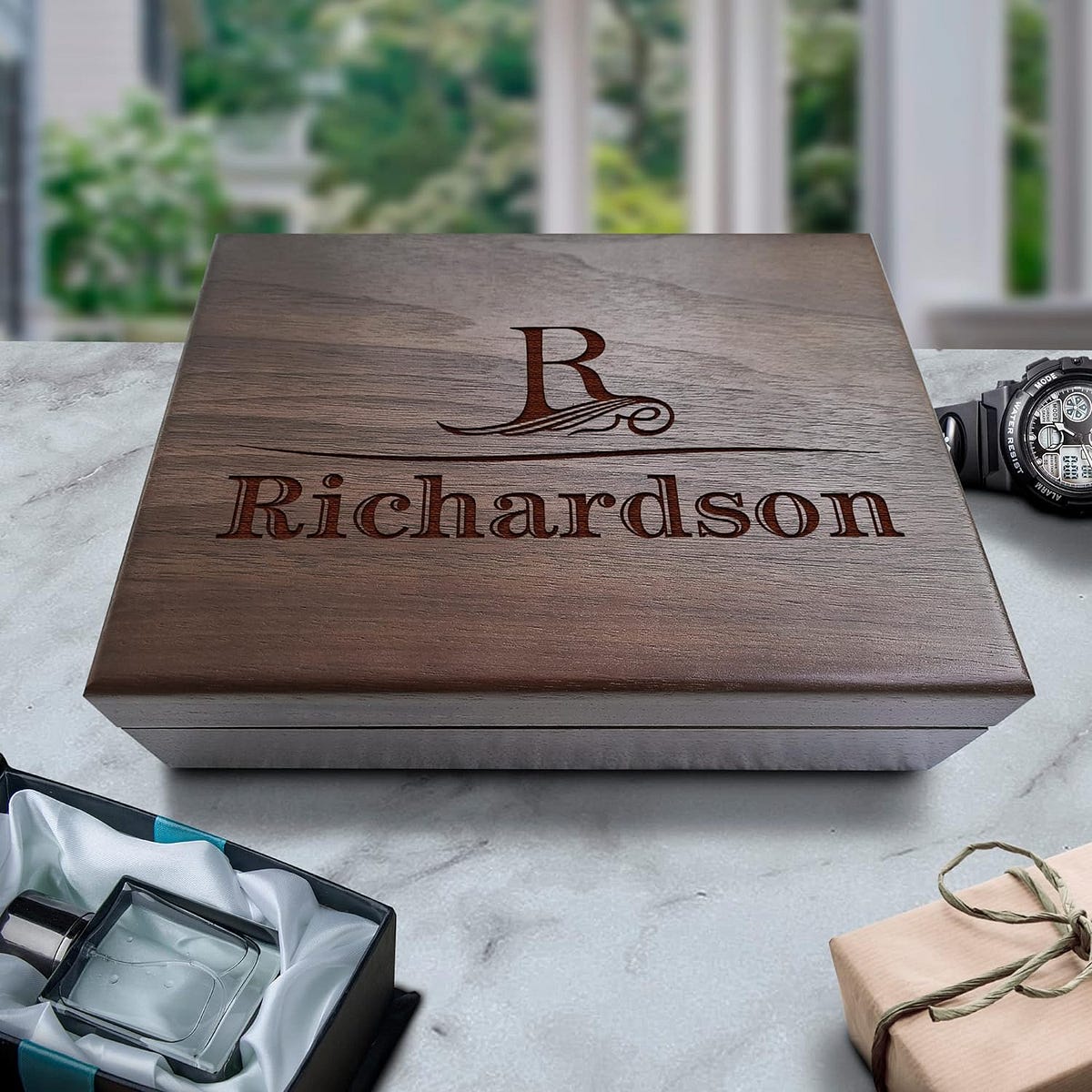 Personalized Walnut Gift Box, Luxury Mens Jewelry Box, Groomsmen Wooden