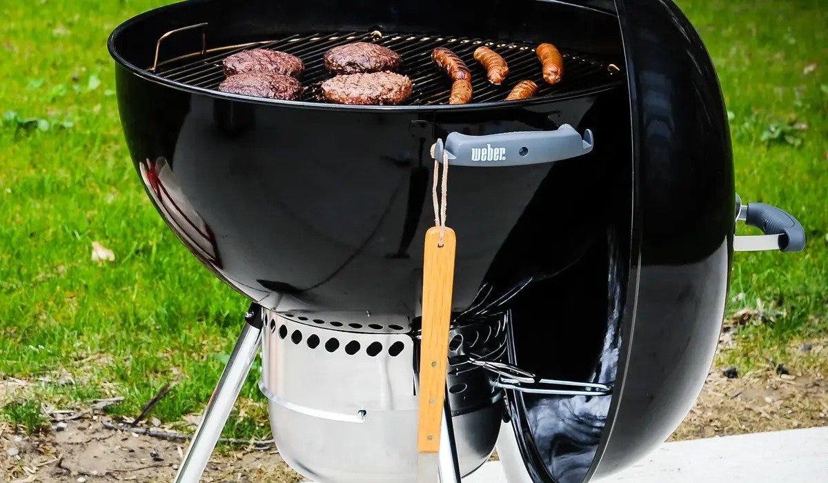 Charcoal Grill vs Gas Grill Which Is Better? by Camistare Medium
