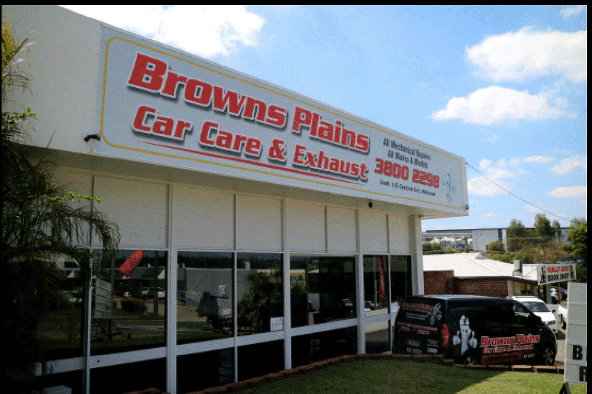 the-importance-of-log-book-servicing-for-your-vehicle-at-browns-plains