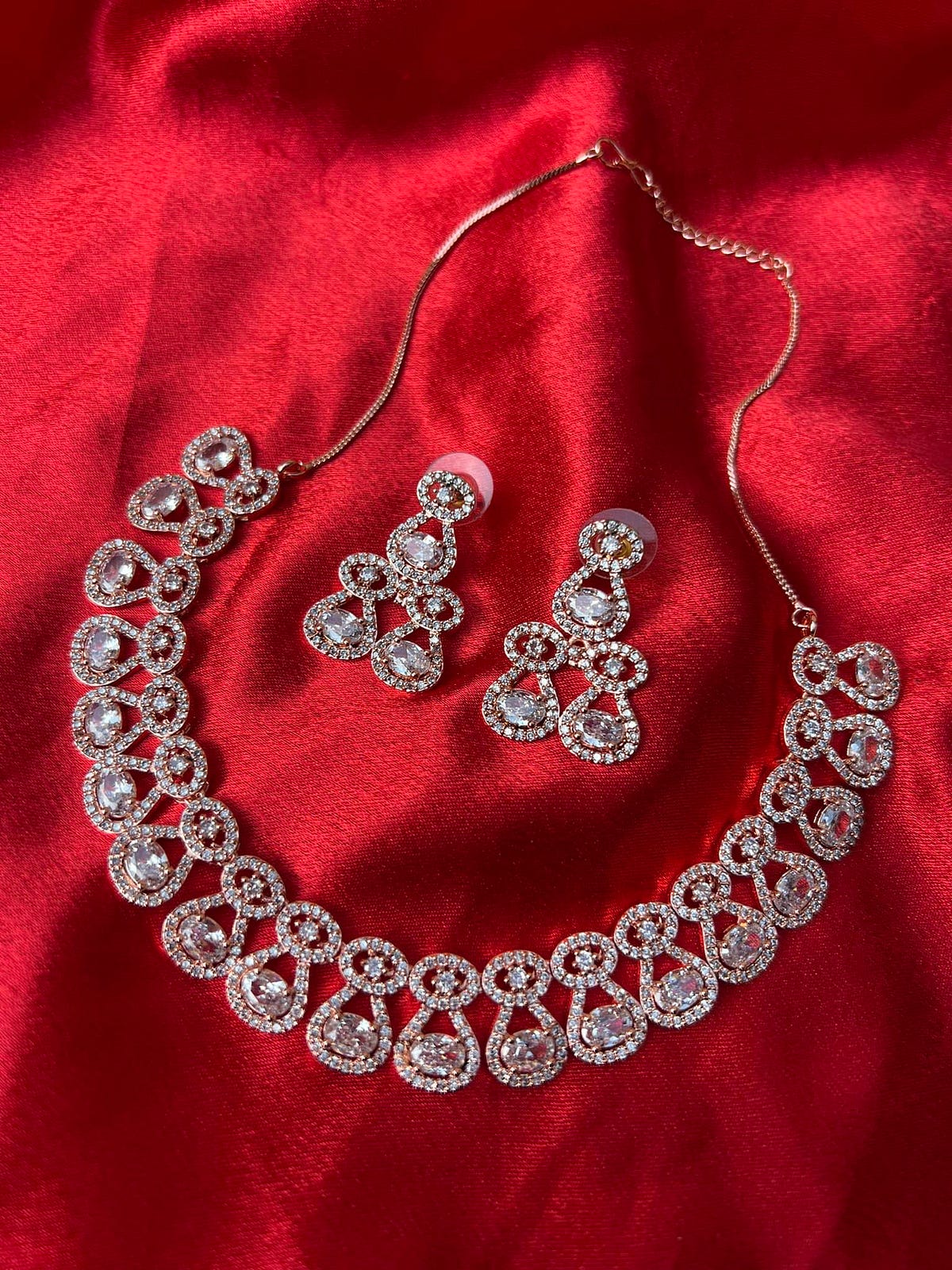 Expressing Love Top 10 Valentine’s Day Special Gift Ideas for your