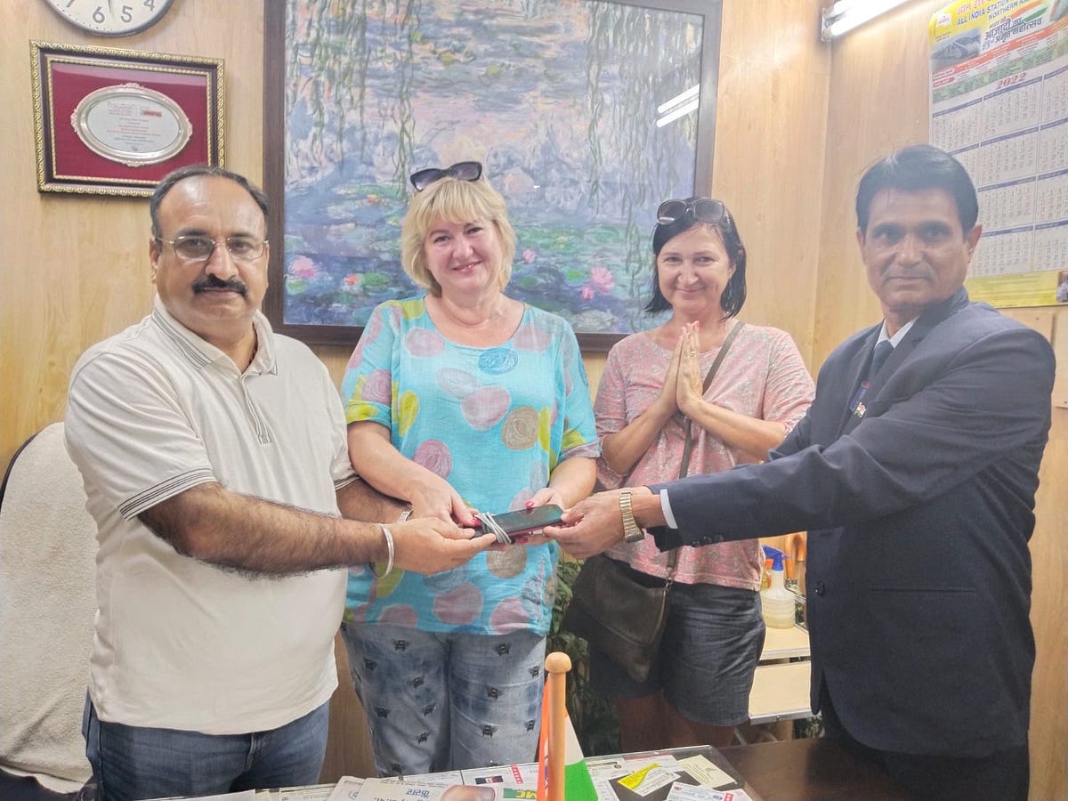 Shri Rakesh Sharma’s unique initiative helps him win Hearts of Rail