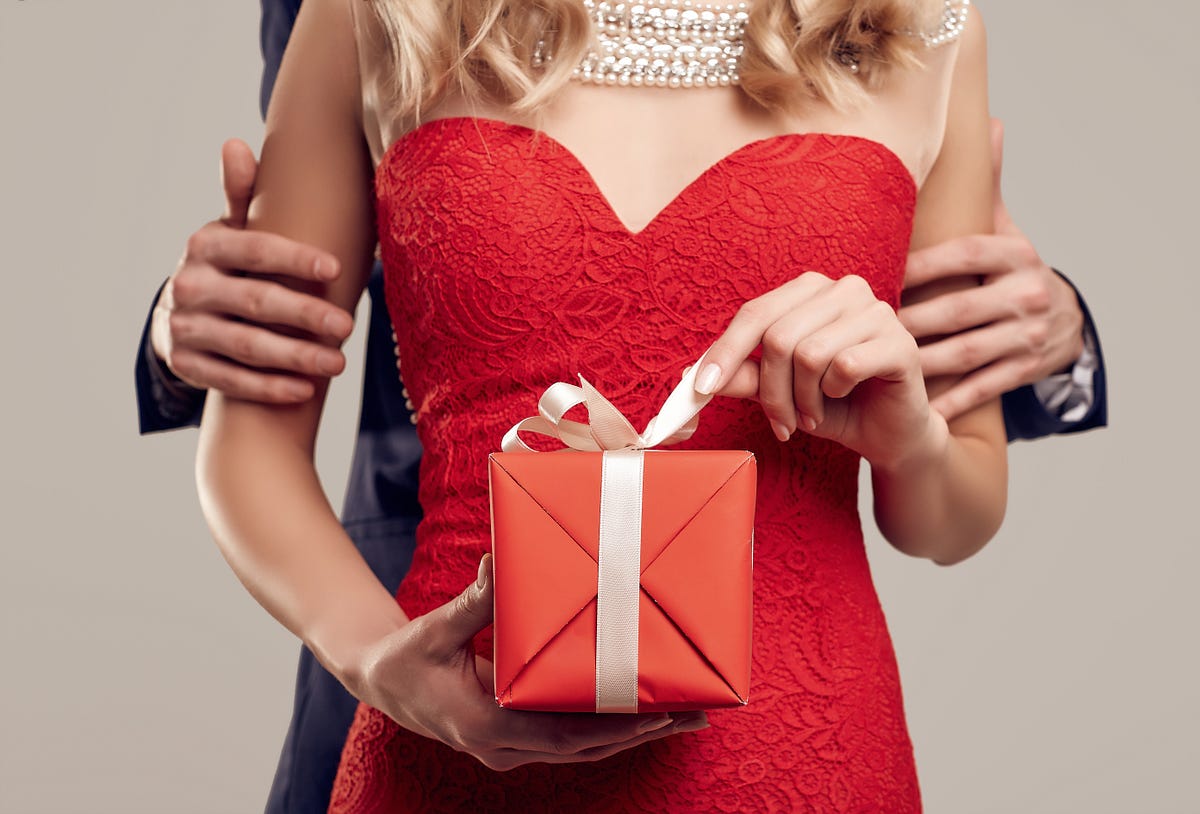 Why You Should Break Up with a Partner Who Doesnt Give You Gifts by Joanna Henderson The Bad Influence Medium image image