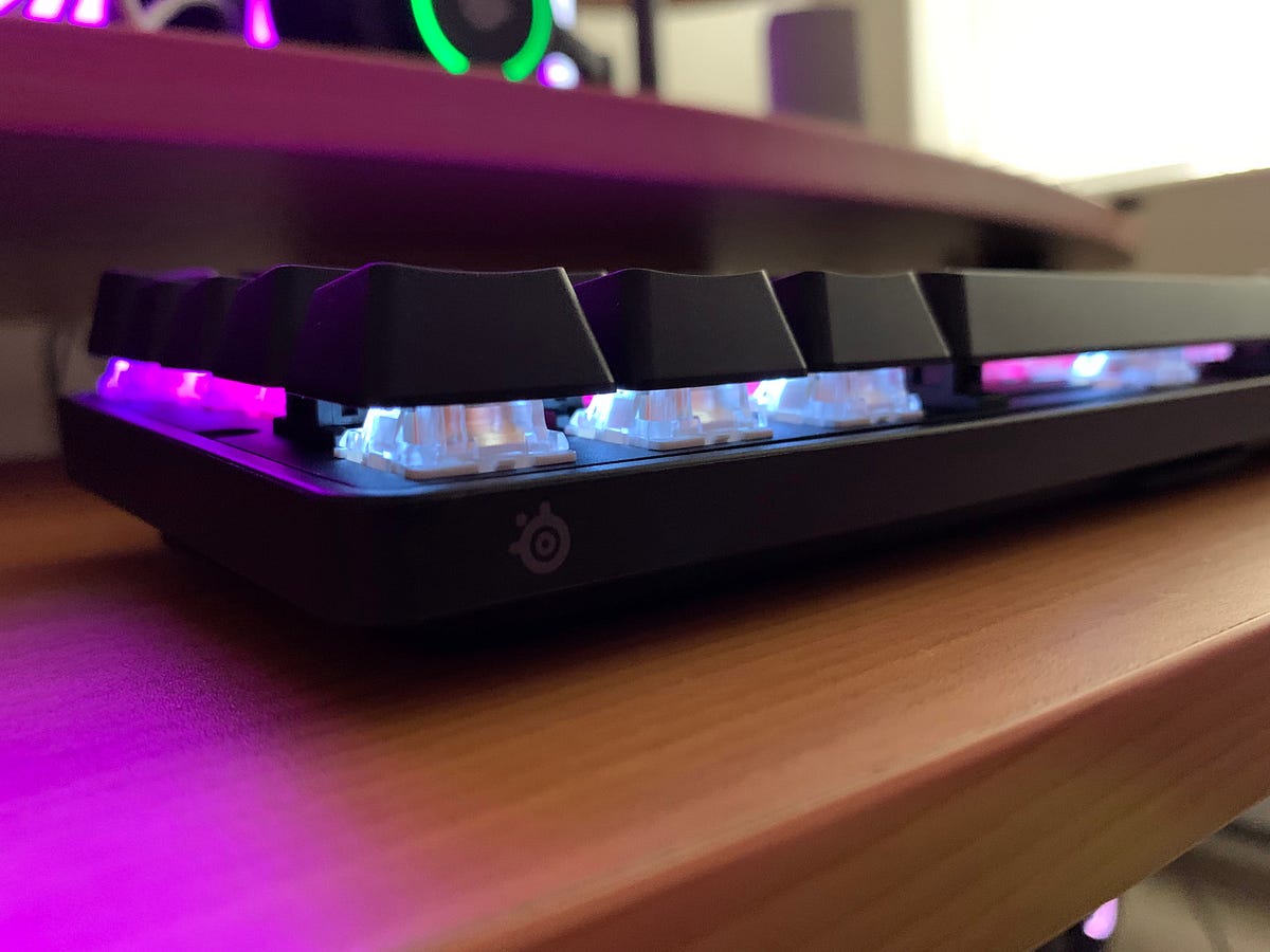 SteelSeries Apex 9 Mini is stunning with Prism Keycaps