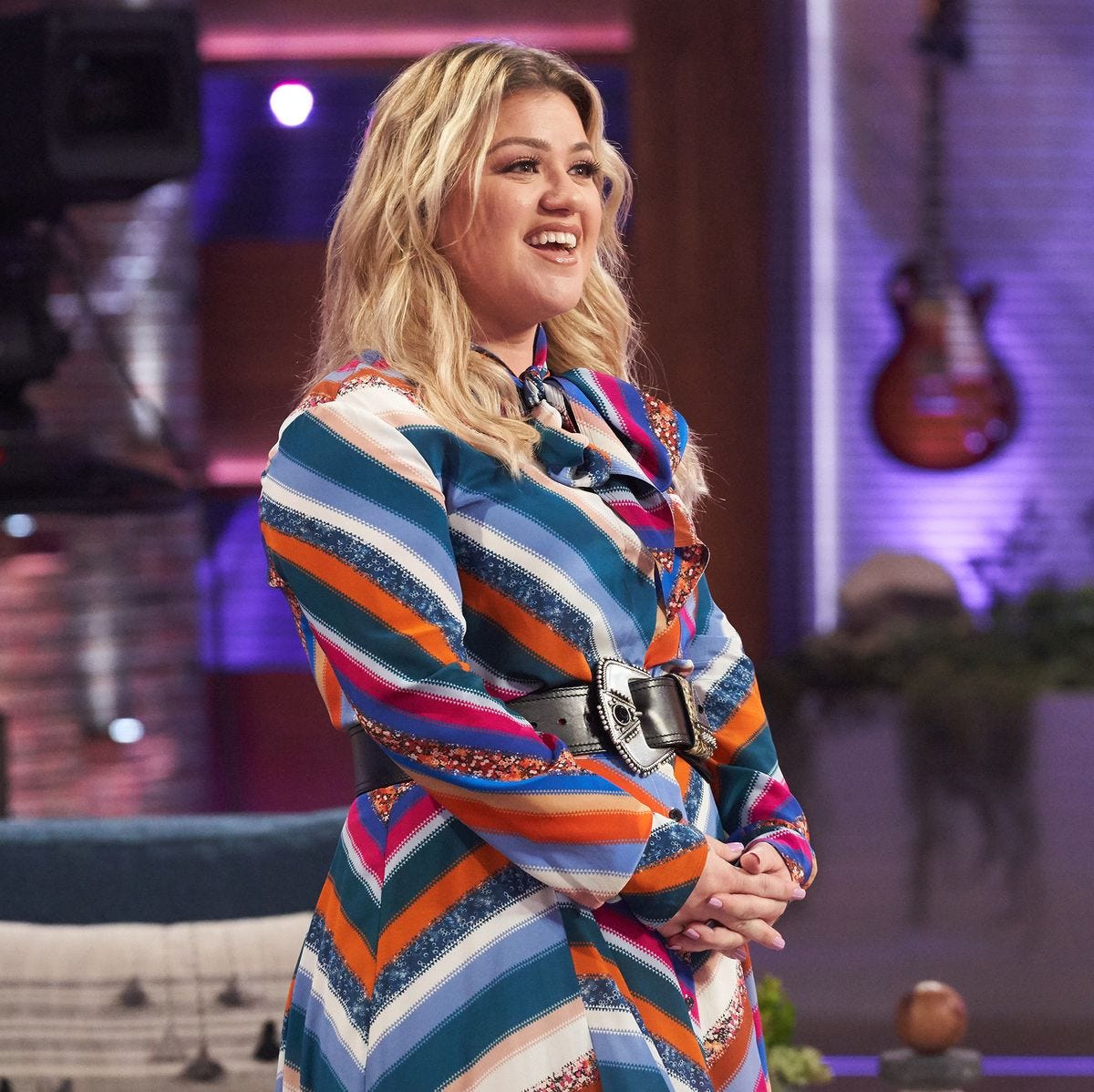 How did kelly clarkson lose so much weight by Carrychoudhary Dec