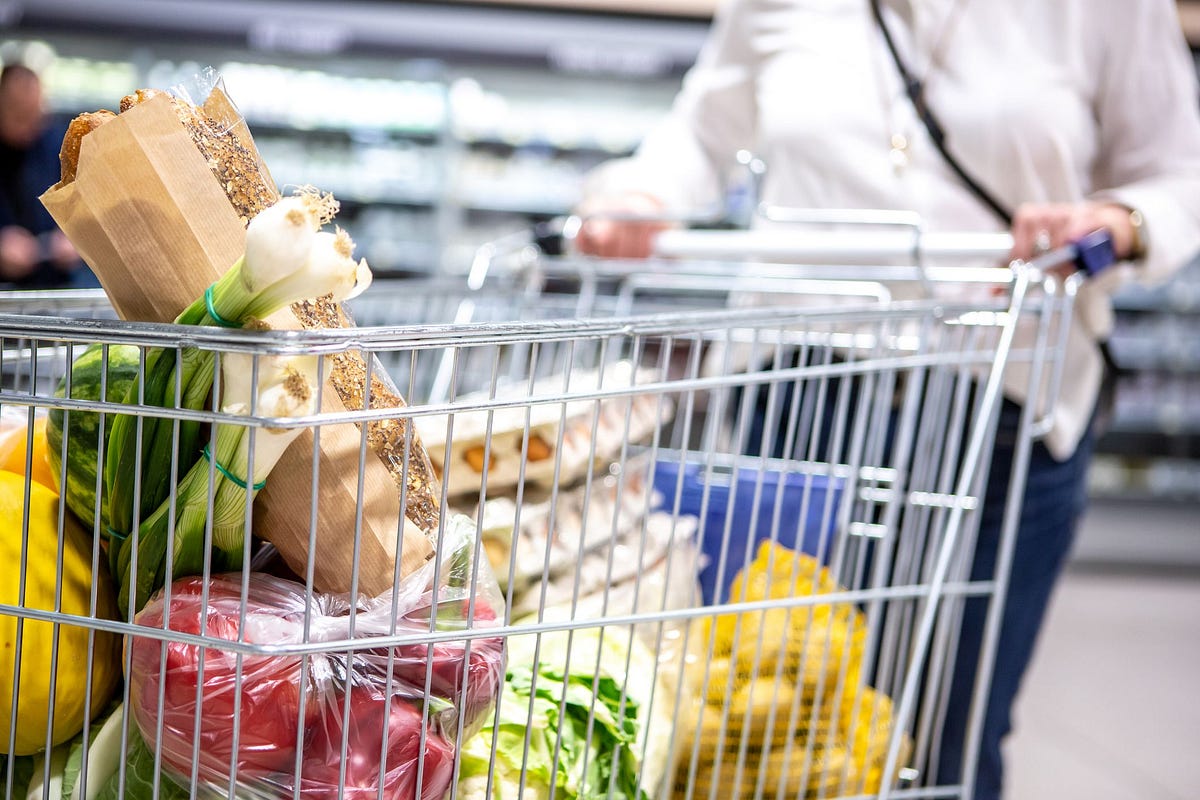 Supermarkets Open on Thanksgiving 2025 Find Out the Hours for Kroger