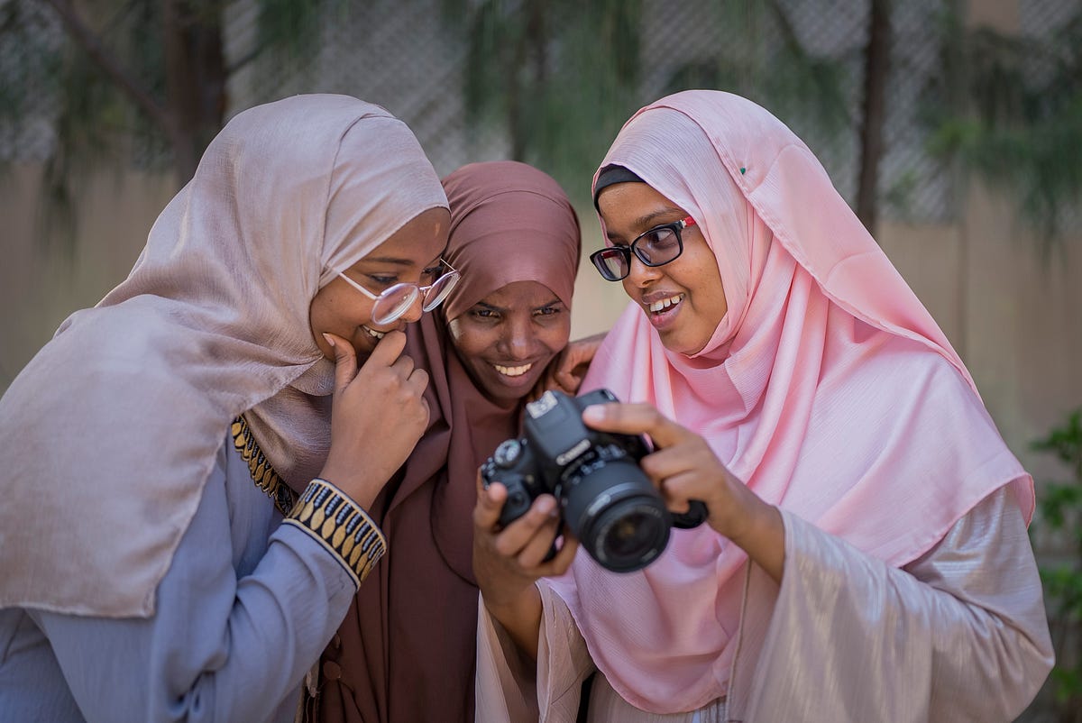 The art of self expression: Supporting Somali women to tell their own  stories | by UNDP Somalia | Medium